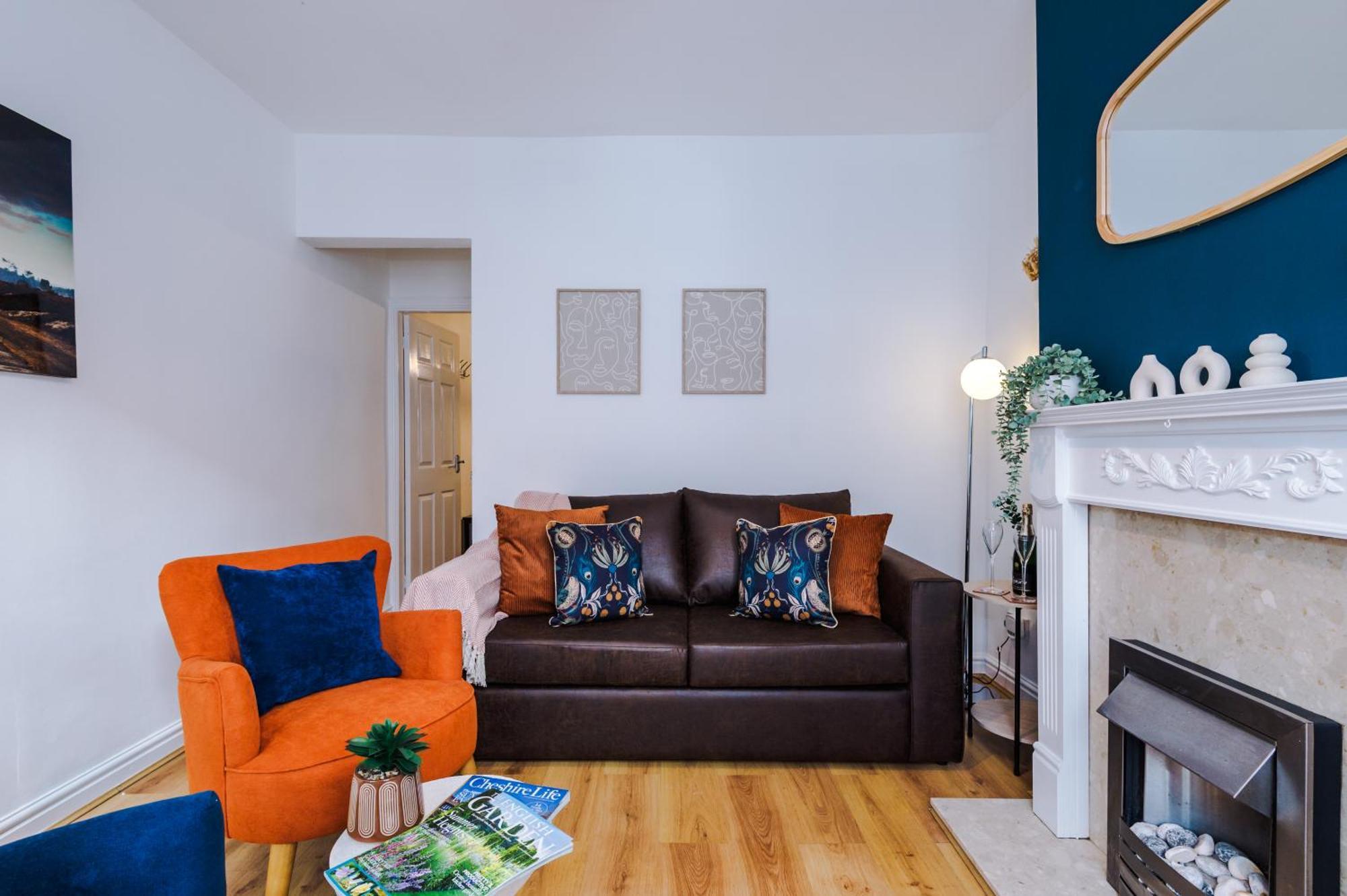 New! Spacious 2-Bed Home In Chester City-Centre By 53 Degrees Property, Ideal For Couples & Small Groups, Great Location - Sleeps 5 Buitenkant foto